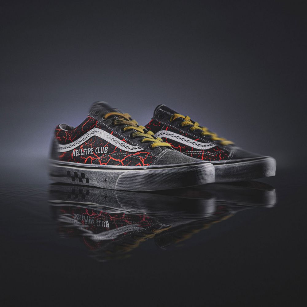 Vans Stranger Things Trend 36 Classic Dam Svarta Röda | 01327MKJD